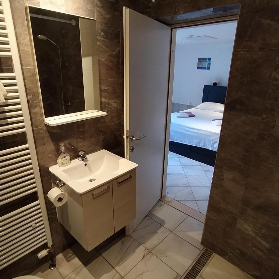 Zana Apartments Stari Grad  Zewnętrze zdjęcie